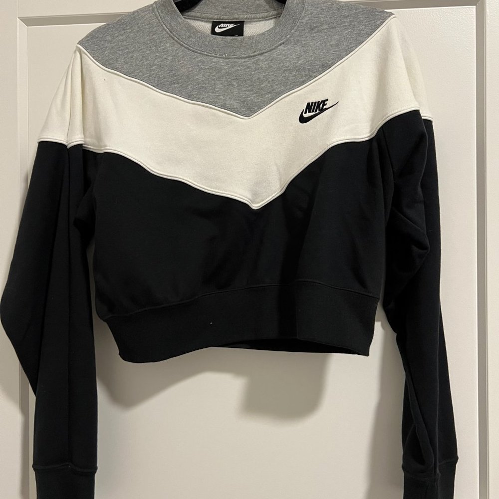 Nike Cropped Sweatshirt - Size S